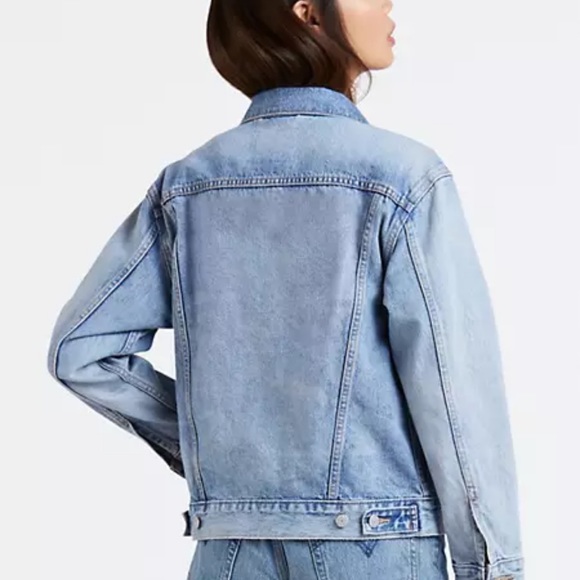 Levi’s Ex-Boyfriend Trucker Denim Jacket - Picture 10 of 12